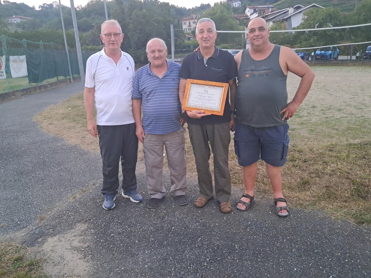 Bocce: Il Comitato Fib di Biella premia Giuseppe Salzano per il suo prezioso impegno