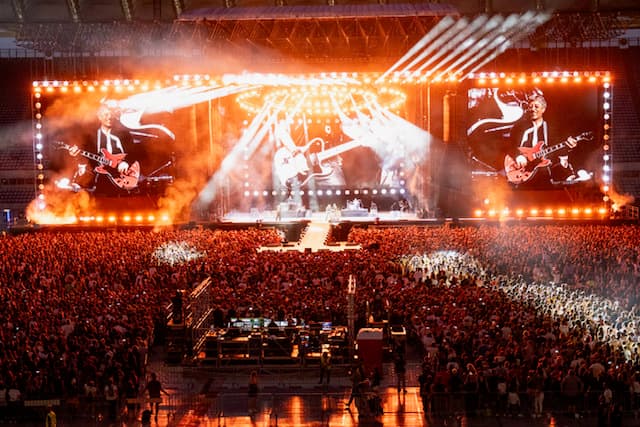 Luciano Ligabue e quelle incredibili emozioni, ancora e sempre tra palco e realtà [FOTO]
