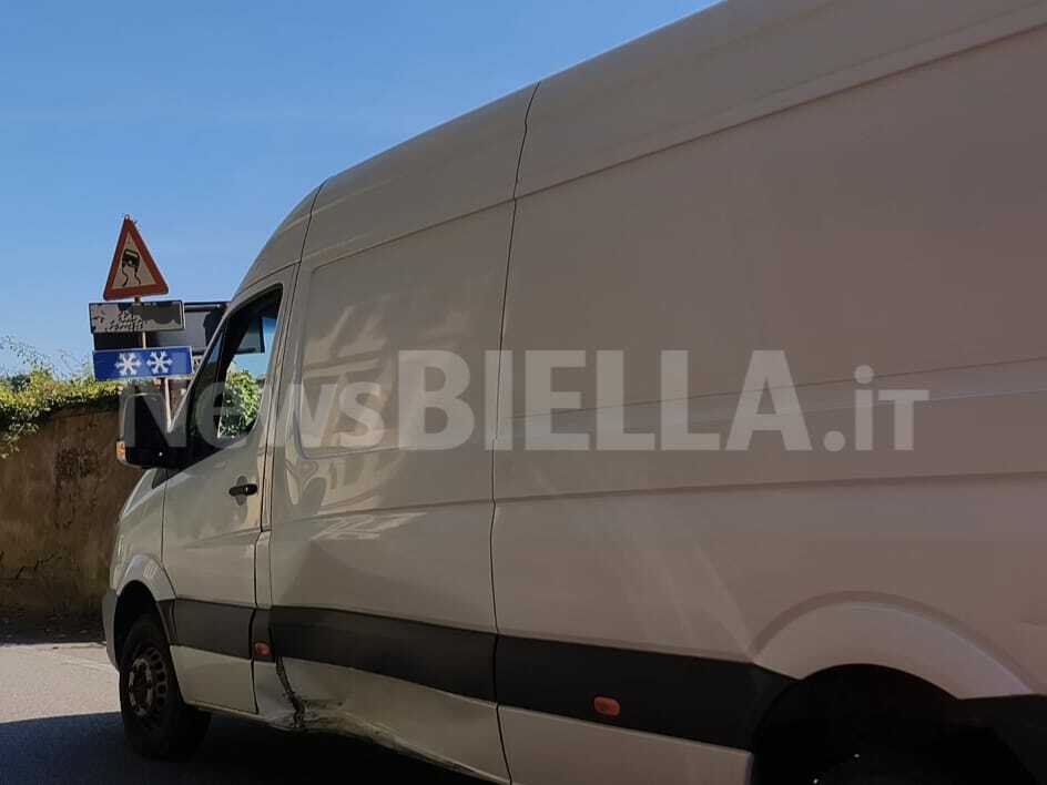 Scontro tra due mezzi a Biella