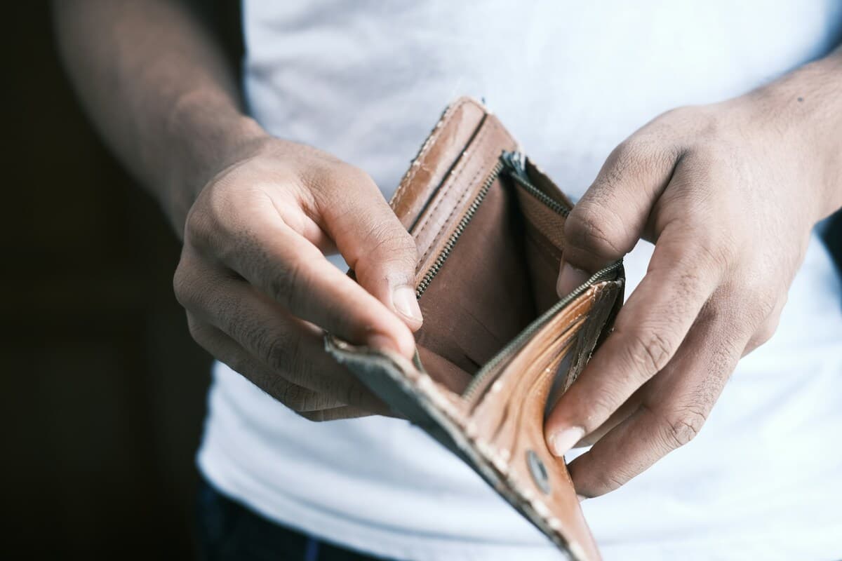 Vite “a debito”, il pericolo corre tra i 41 e i 55 anni. E tocca il 7,5% dei lavoratori