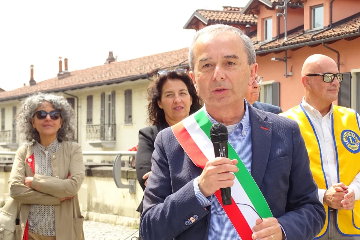 Bra, il sindaco e la giunta difendono la scelta di Str: "Tutelati i posti di lavoro e raddrizzati i conti. Sulla Tari un aumento inferiore ad Alba"