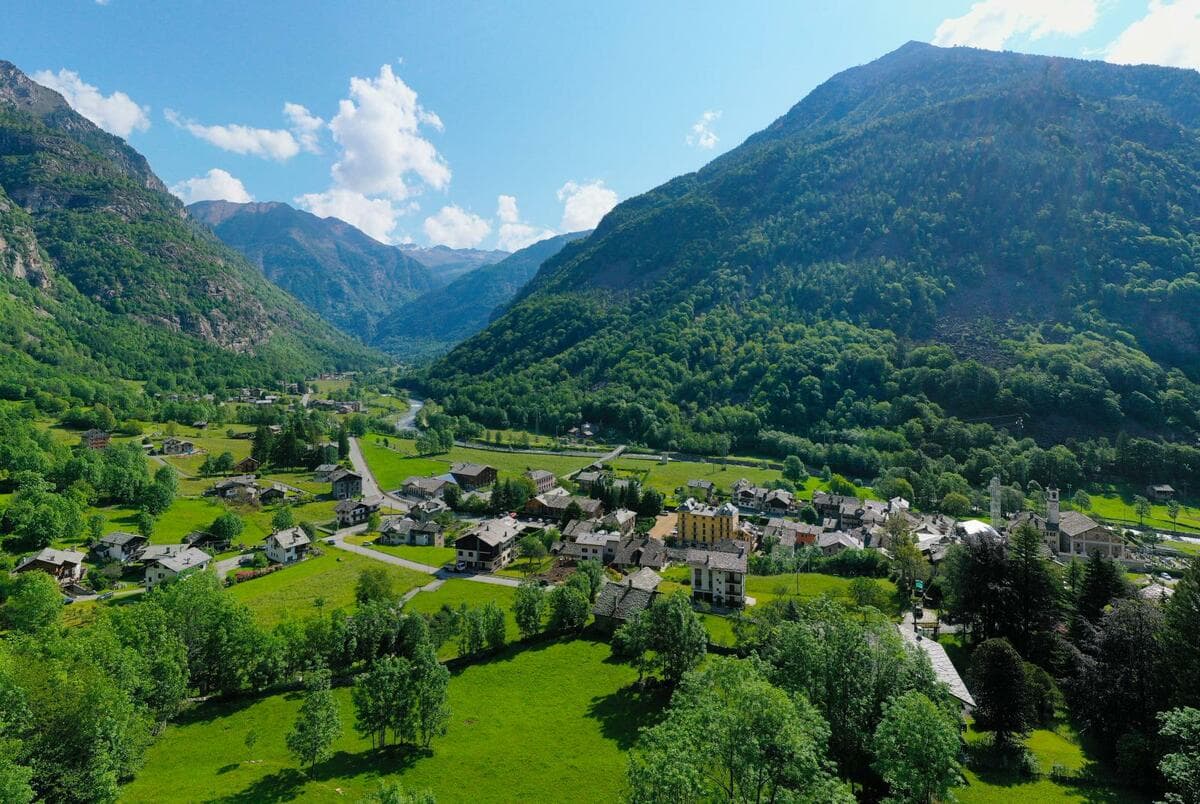 Terre del Monviso, a Issime in Valle d'Aosta il festival della Cucina Popolare Alpina