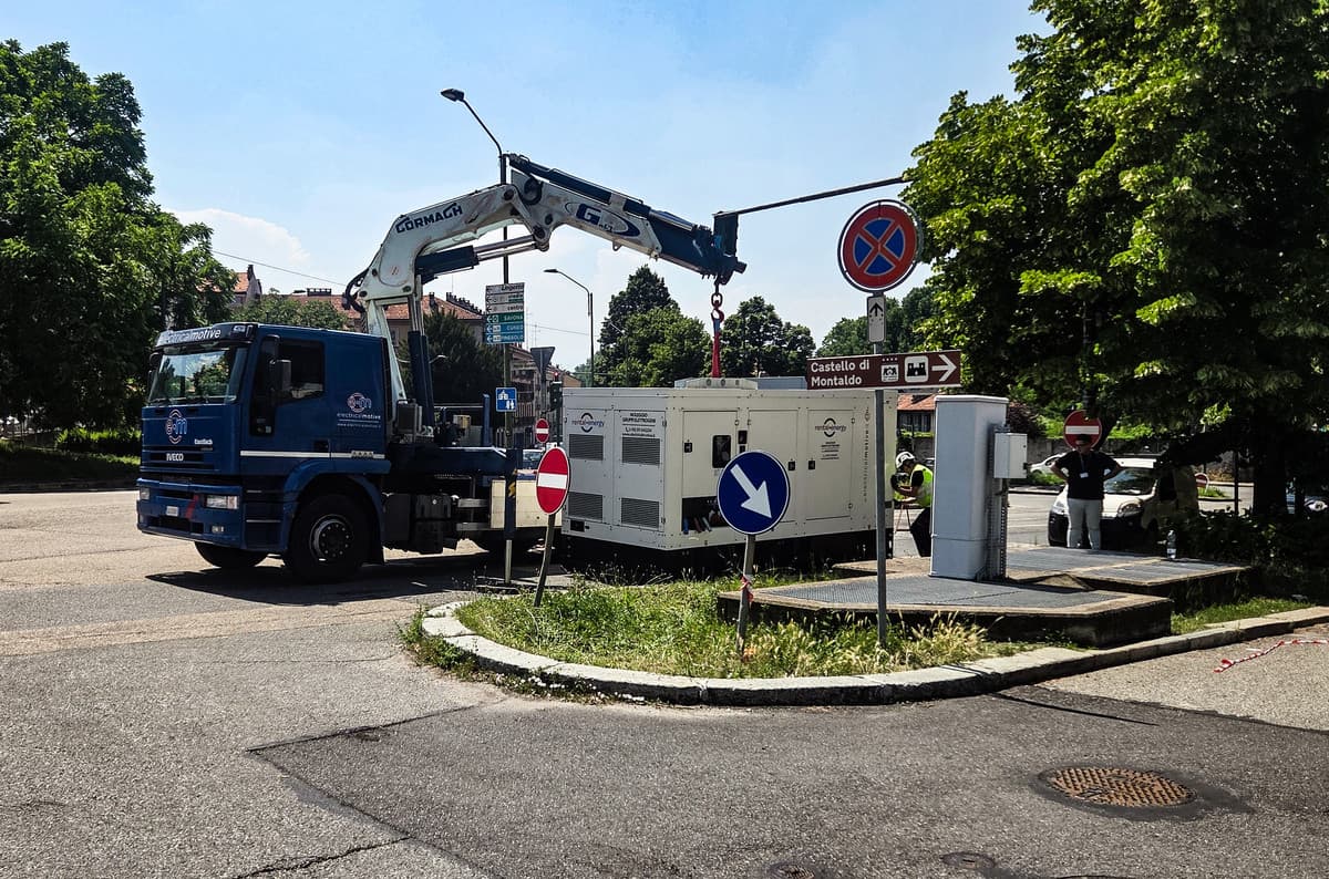 Blackout elettrico all'impianto SMAT del Po: cinque ore per il ripristino, esplode la polemica politica