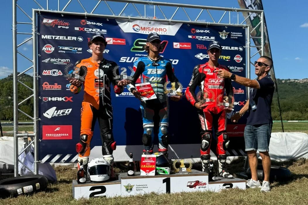 MOTO / Internazionali d’Italia Supermoto. A Limatola (BN) Bertola e Cucchietti a podio