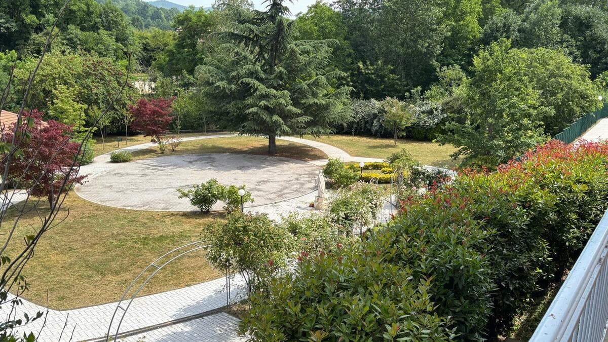 Dronero, braccia tese per l'area verde de "Le Perle": grazie ai volontari dell'associazione Mastro Geppetto
