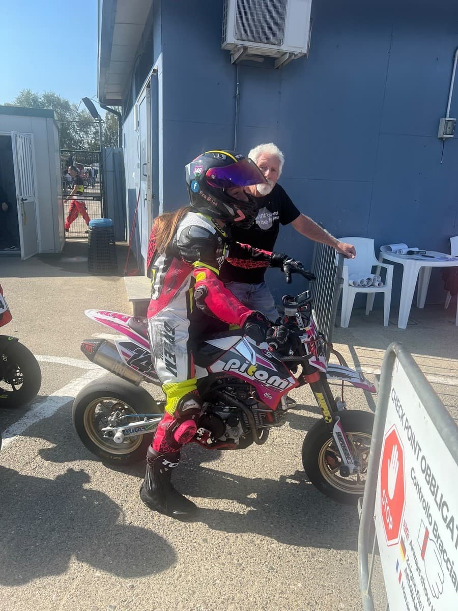 PIT BIKE / Francesca Cagna sesta assoluta e seconda di categoria
