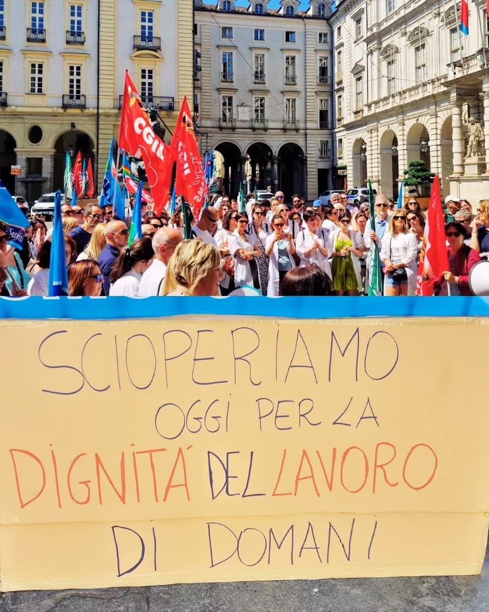 Sciopero farmacie comunali, anche a Torino i dipendenti incrociano le braccia