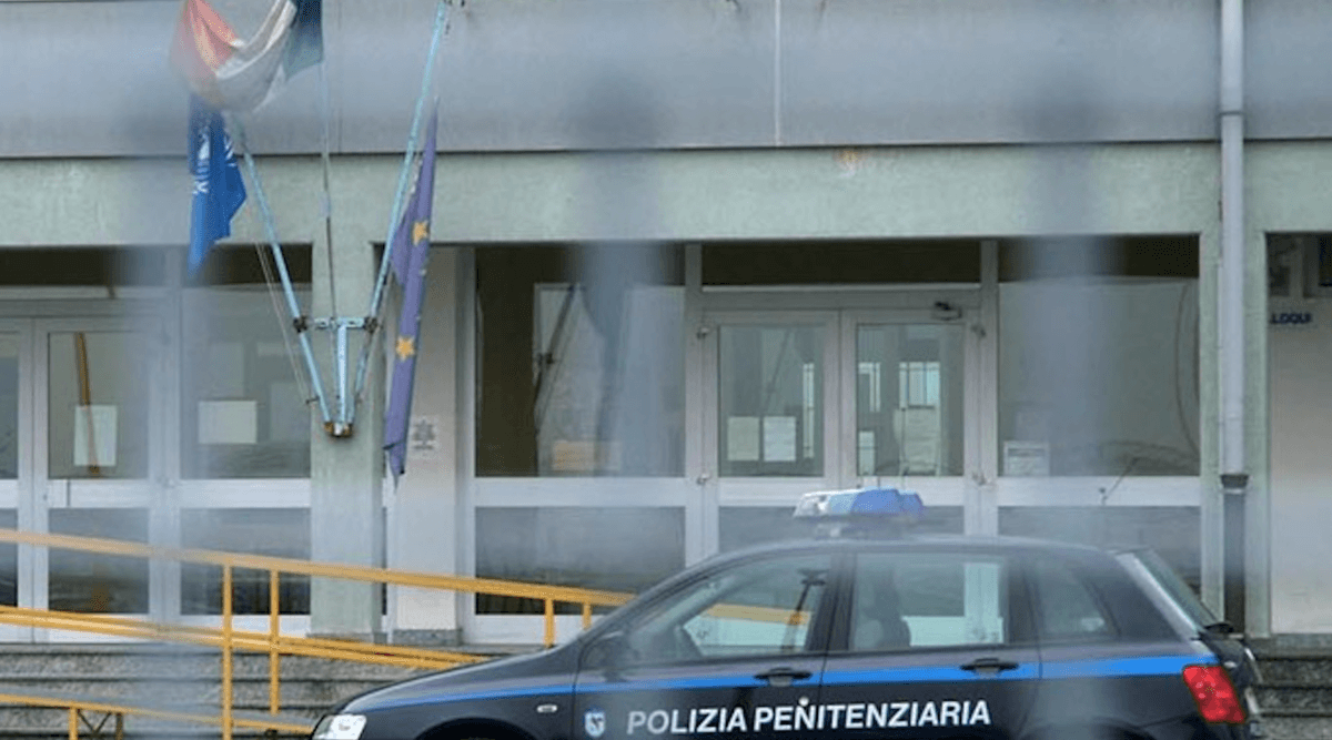 Carcere di Saluzzo, detenuto in regime di "alta sicurezza" aggredisce la vicecomandante 