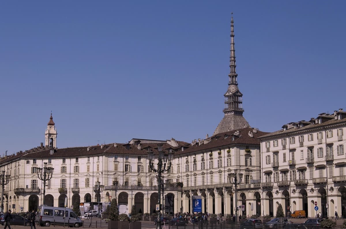 Torino, capitale del cioccolato: tra tradizione e storiche botteghe
