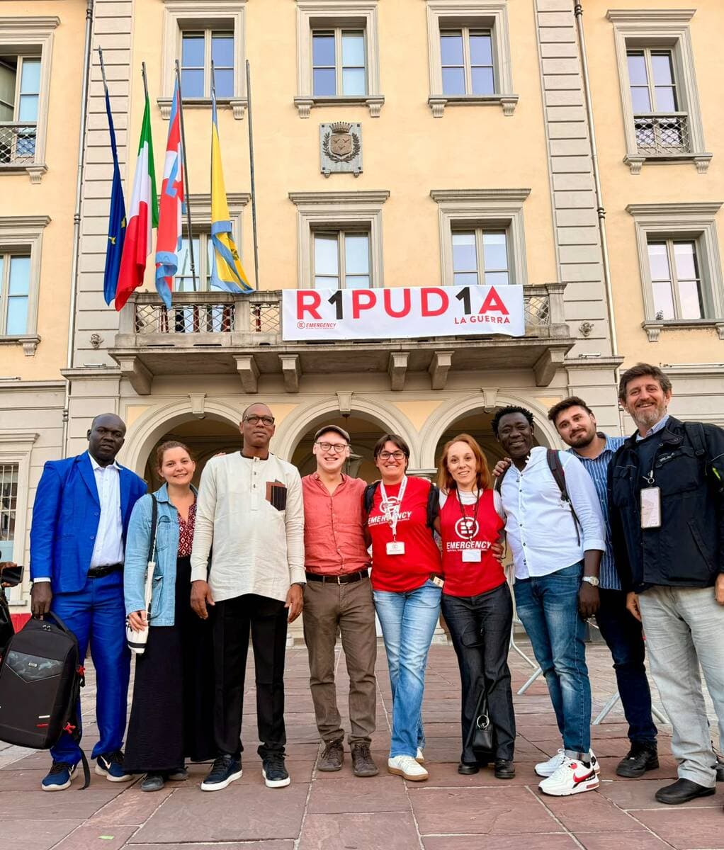 Nichelino aderisce a "R1PUD1A la guerra" di Emergency