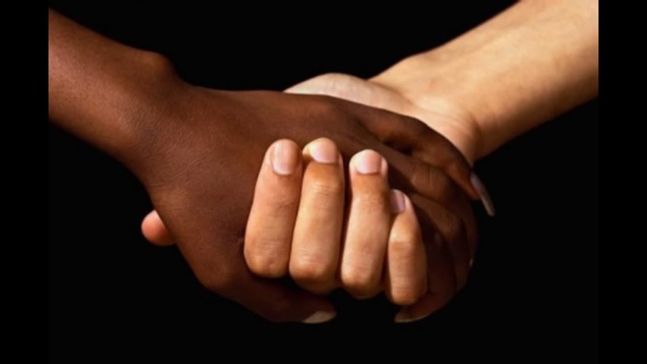 FARINÉL / No, il razzismo non è un’opinione, è un reato