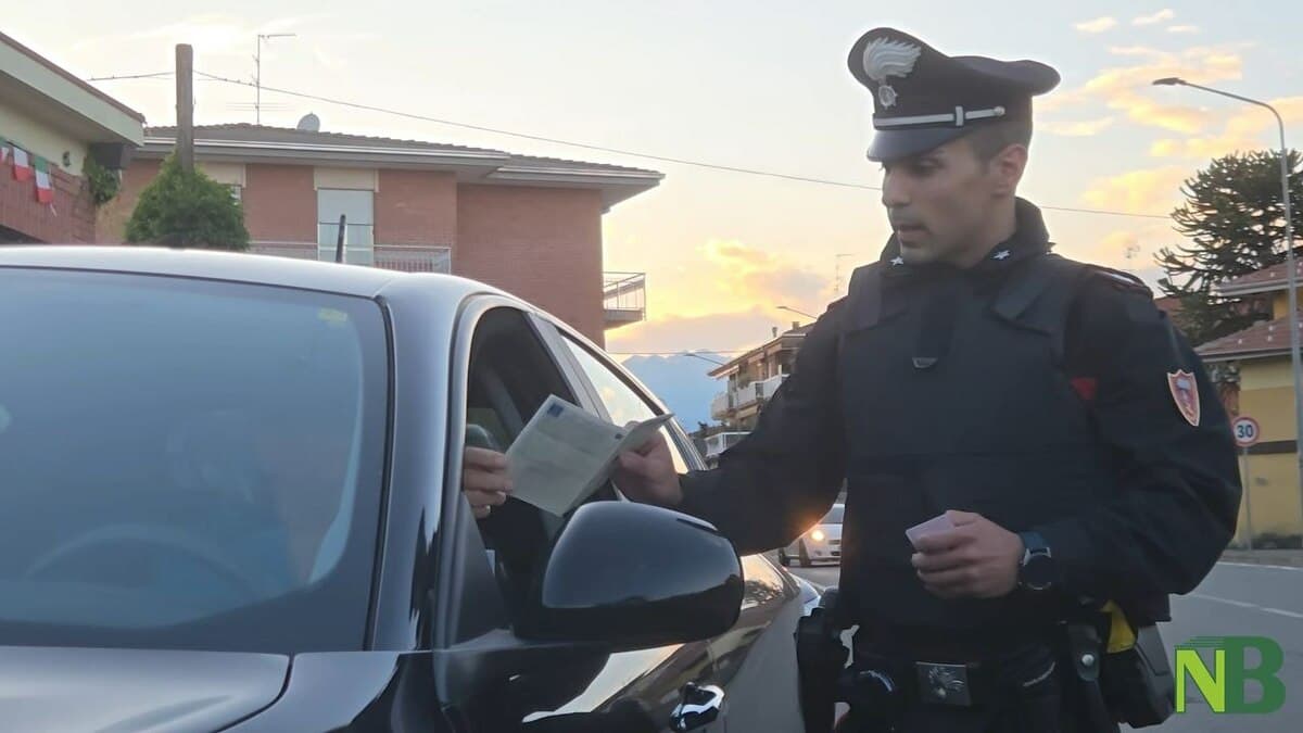 Biella, durante un controllo rifiuta il test per gli stupefacenti 