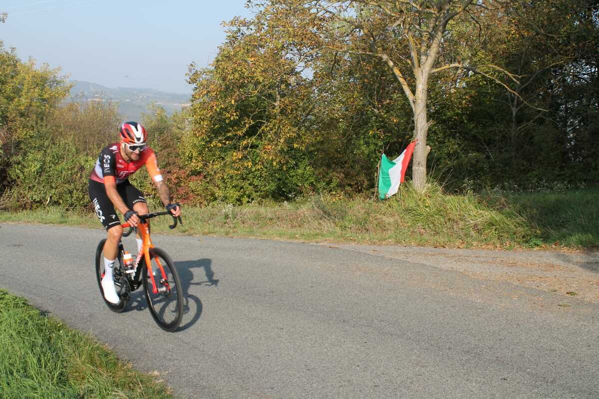 CICLISMO / Tutti contro Ganna nella crono dei Campionati Italiani Vicoforte-Barolo in programma domani