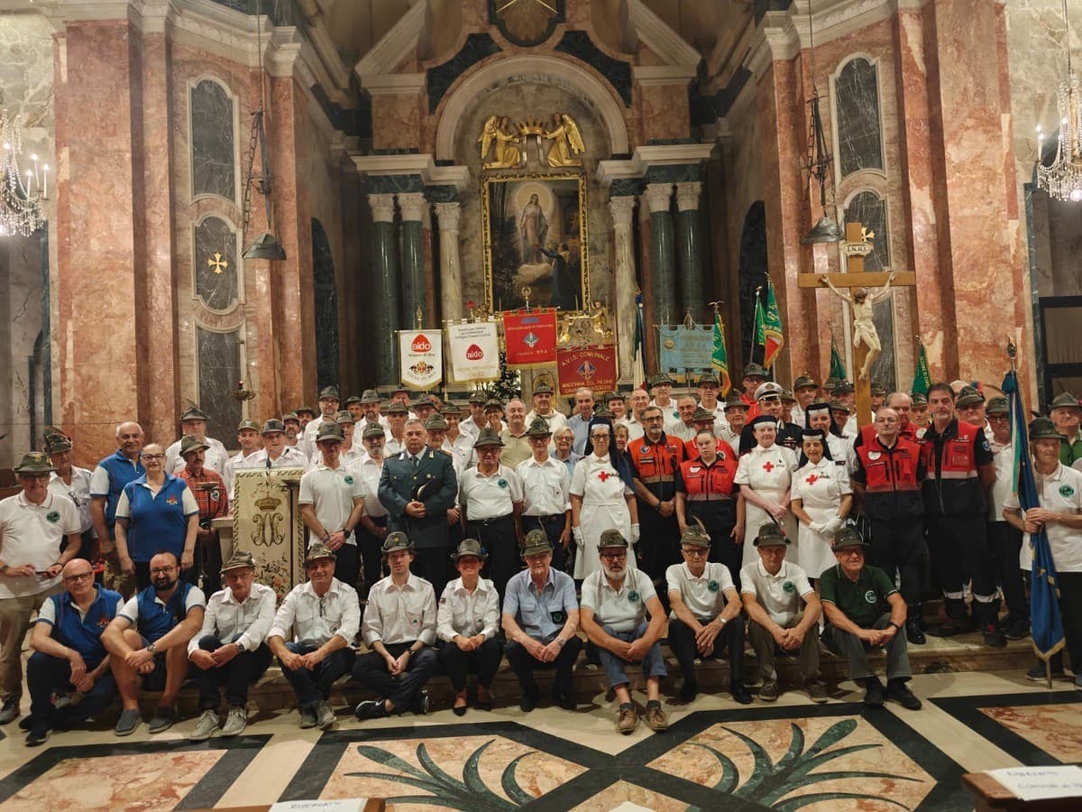 Bra, il settimo giorno della Novena alla Madonna dei fiori con gli Alpini, invocando la pace