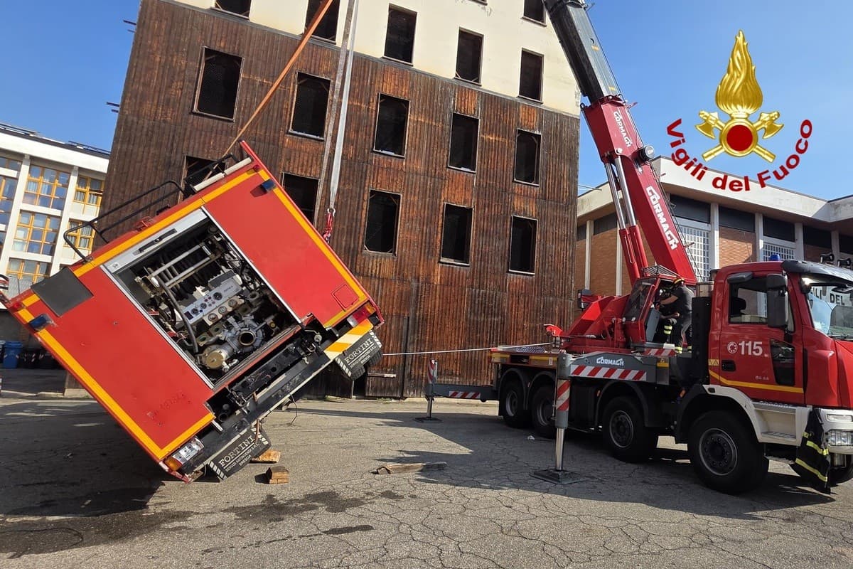 Nuove abilitazioni sulle Autogrù dei Vigili del Fuoco, c’è anche Biella