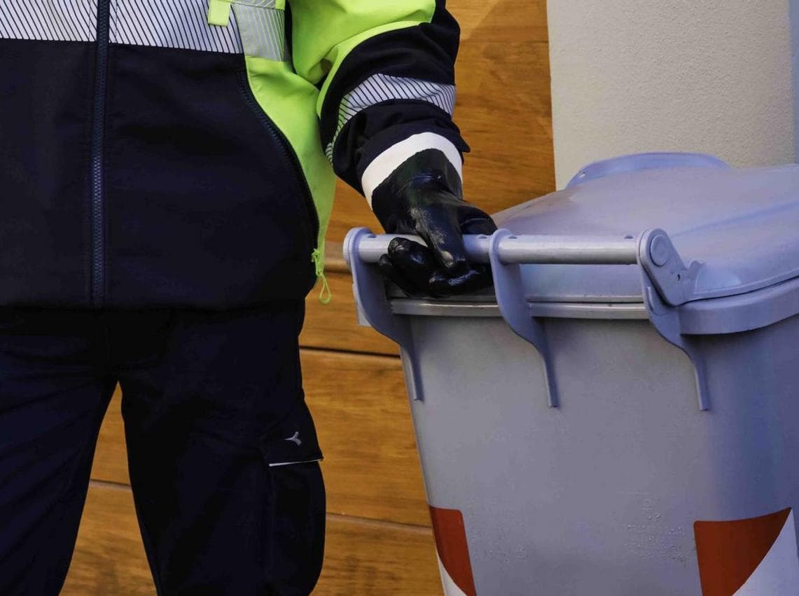 Genola, al via la rivoluzione nella raccolta differenziata: arrivano i nuovi mastelli per l’indifferenziato 