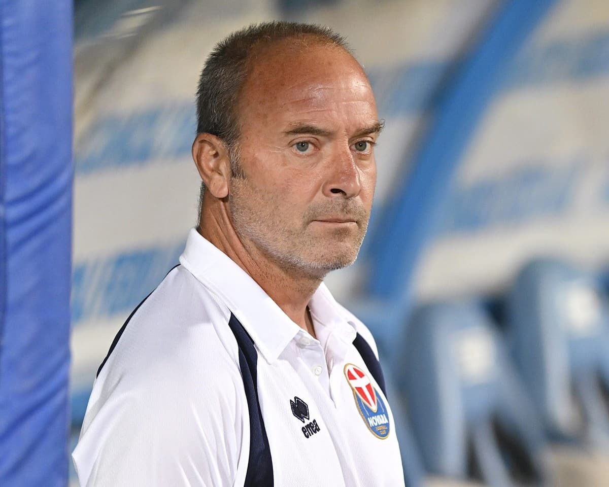 Novara, ufficiale l’esonero di Alessandro Birindelli