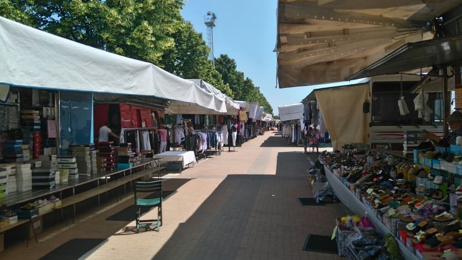Biella, gli ambulanti di Piazza Falcone danno vita al coordinamento per la tutela dei mercati biellesi