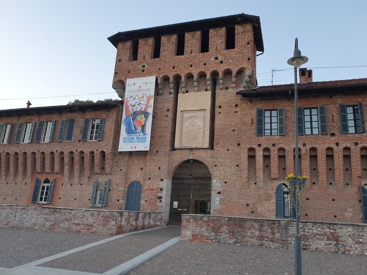 Al Castello di Galliate prende il via “Estate a Galliate” con le suggestioni del mondo ispanico