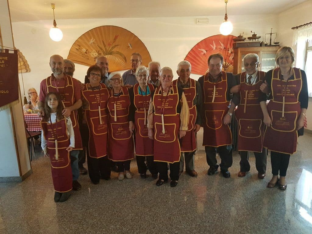 Montezemolo, cala il sipario sull’associazione "I Bruzzardi": devoluti in beneficenza oltre 1.900 euro e beni materiali al Comune
