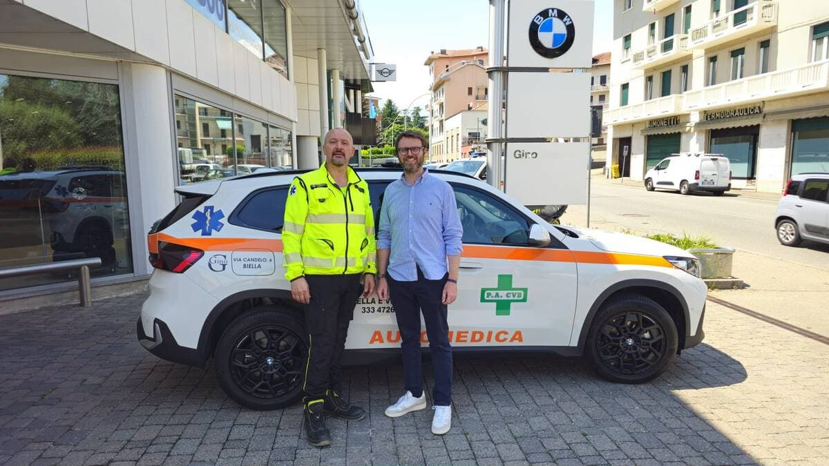 Gino BMW Biella consegna una nuova automedica alla Croce Verde Biellese FOTO
