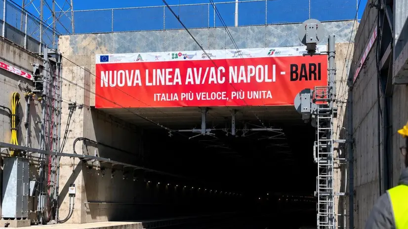 Inchiesta Tav Napoli-Bari: 20 provvedimenti tra sospette tangenti e sfruttamento del lavoro