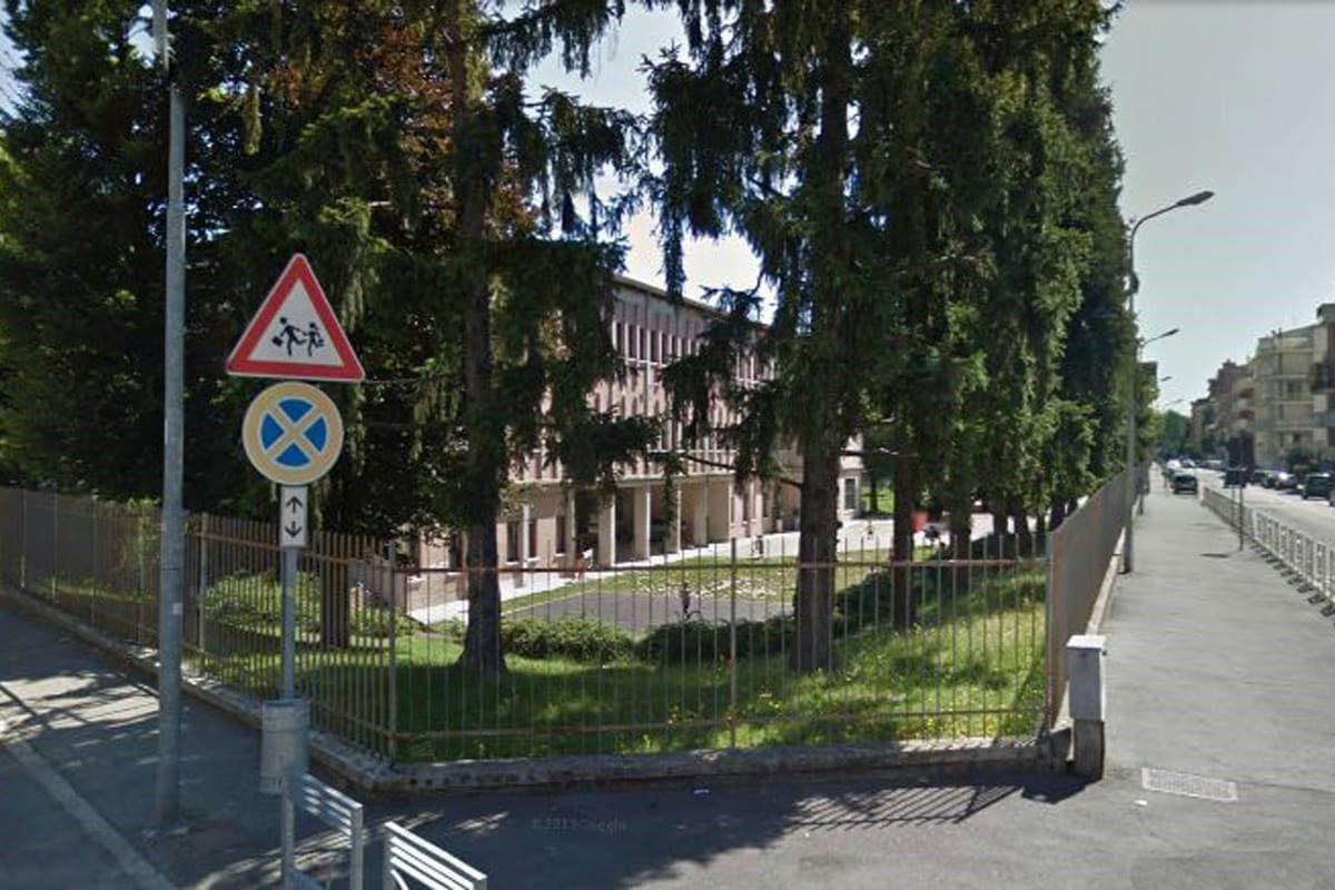 Romentino, iniziati i lavori alla De Amicis 