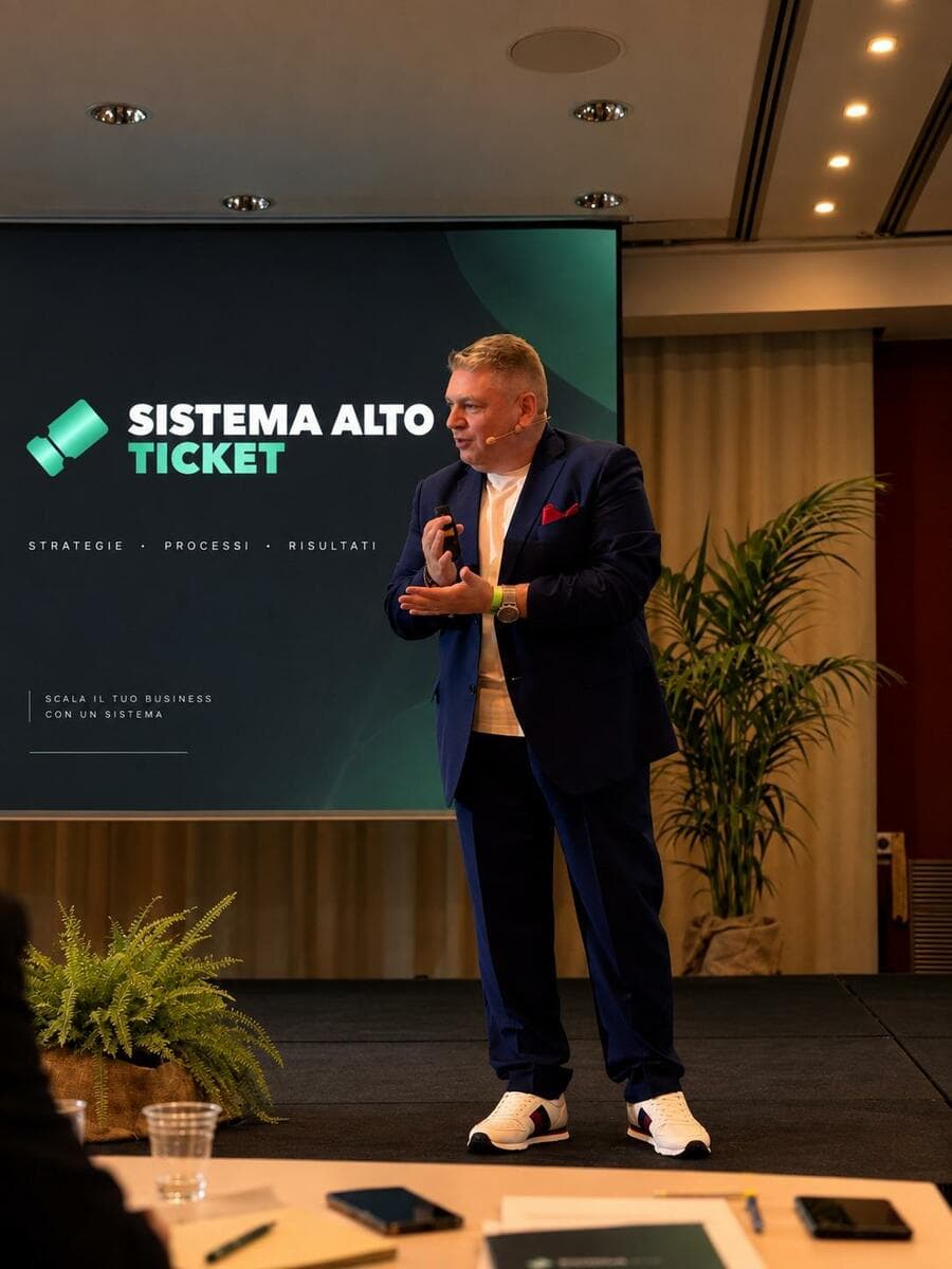 Da cameriere a 3 euro l'ora a 2,9 milioni: la storia di Gianluca, fondatore del Sistema Alto Ticket